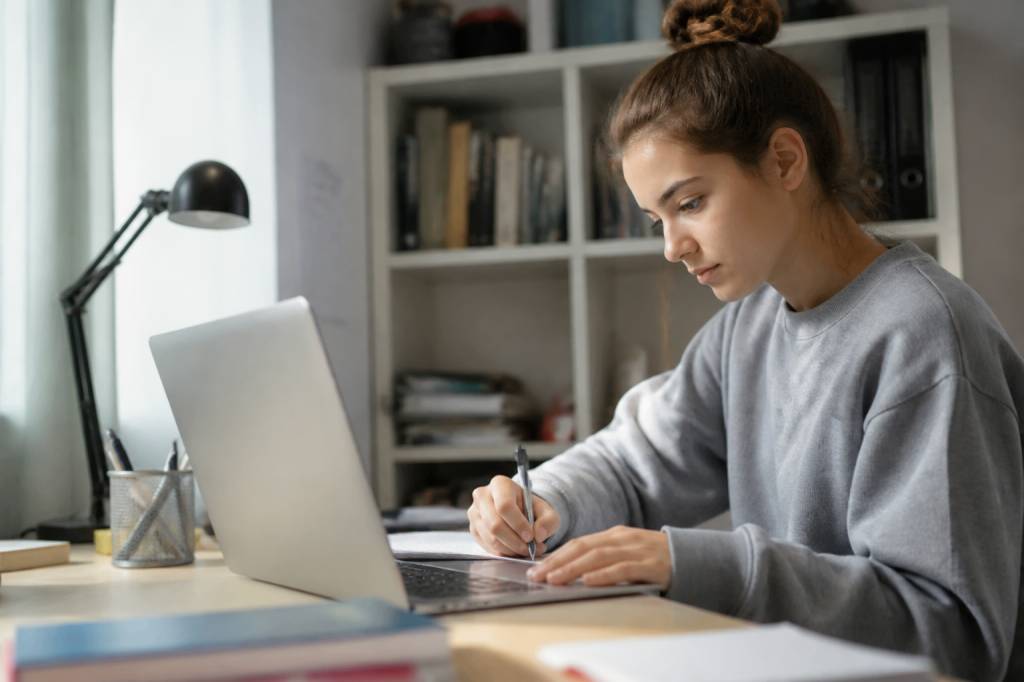 Simulation bourses lycée : conditions, montant et démarches à connaître en 2026